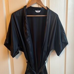 Vintage Silky Black Robe | Size Medium